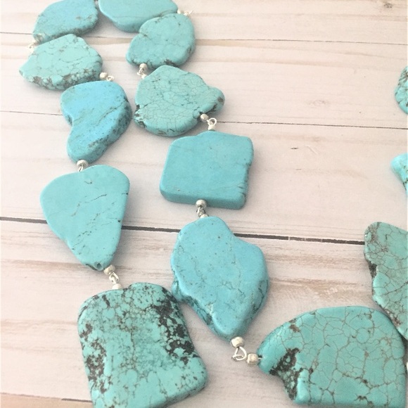 BNIB Chunky Layered Turquoise Statement Necklace - Picture 4 of 8